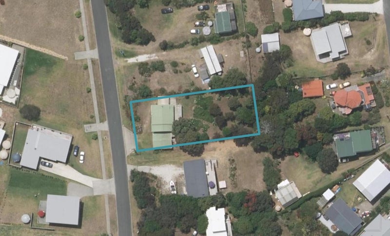 11 Devon Street, Mangawhai Heads, Mangawhai - Carousel 1