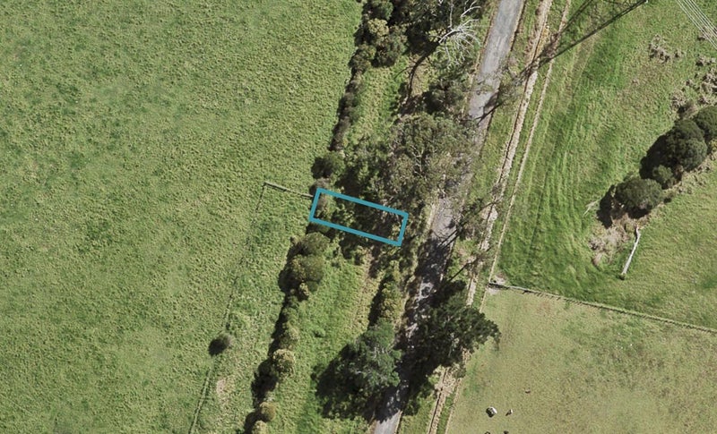 39 Puhikawa Street, Massey, Auckland - Carousel 1