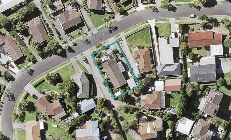 29 Jandell Crescent, Bucklands Beach, Auckland - Carousel 1
