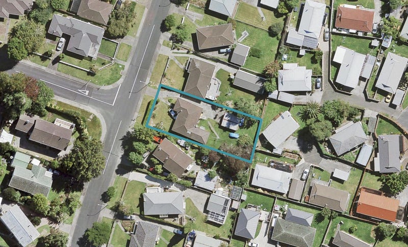 18 Sunvue Road, Glen Eden, Auckland - Carousel 1