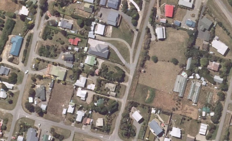 16 Spiers Street, Kakanui, Oamaru - Carousel 1