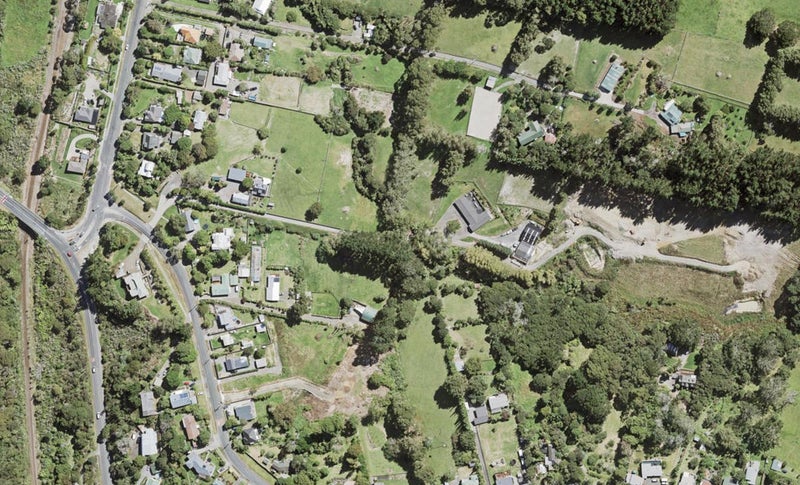 1A Mcentee Road, Waitakere, Auckland - Carousel 1