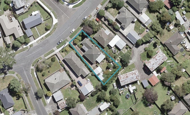 107 McLeod Street, Elderslea, Upper Hutt - Carousel 1
