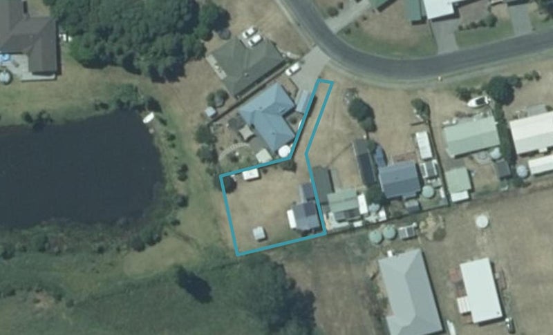 29 Hawk Hill Crescent, Cooks Beach - Carousel 1