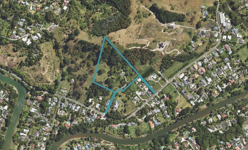 30 Riverside Road, Whataupoko, Gisborne - Carousel 1