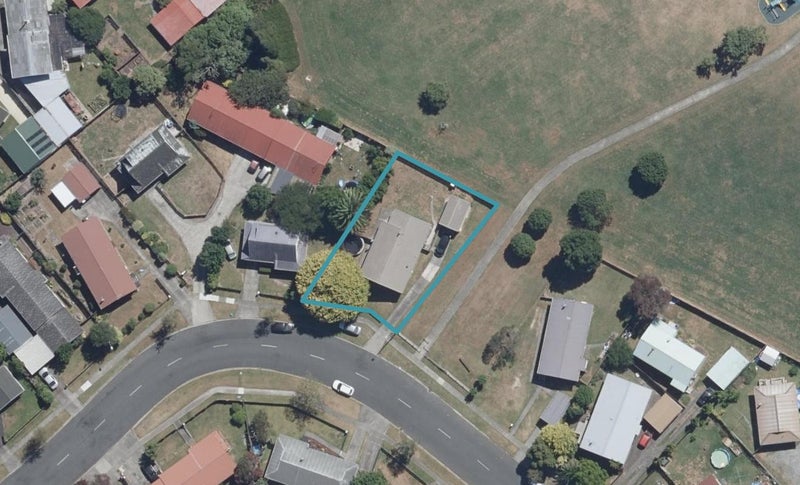 30 Garland Drive, St Andrews, Hamilton - Carousel 1