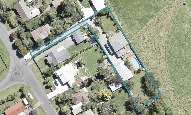 23 MacLaren Street, Maymorn, Upper Hutt - Carousel 1