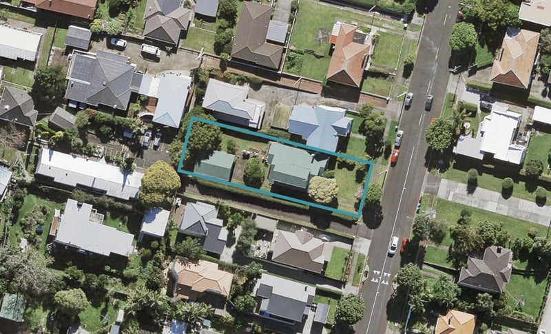 74 Parau Street, Mount Eden, Auckland - Carousel 1