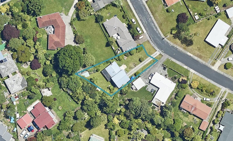3 Darroch Street, Fairy Springs, Rotorua - Carousel 1