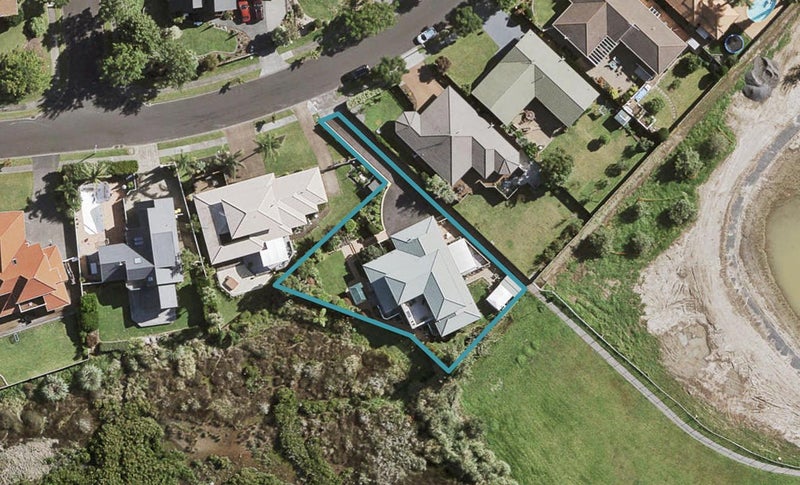 24 Keywella Drive, Conifer Grove, Takanini - Carousel 1