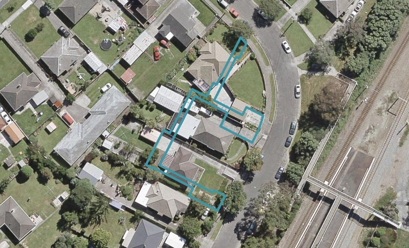 1/10 Rainey Grove, Taita, Lower Hutt - Carousel 1
