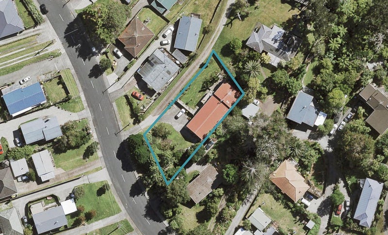 52 Sunnyside Road, Sunnyvale, Auckland - Carousel 1
