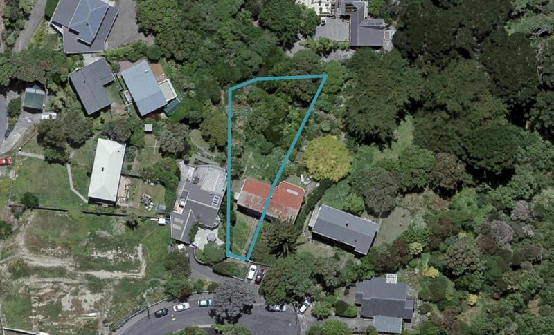 7 Lyons Crescent, Strathmore Park, Wellington - Carousel 1