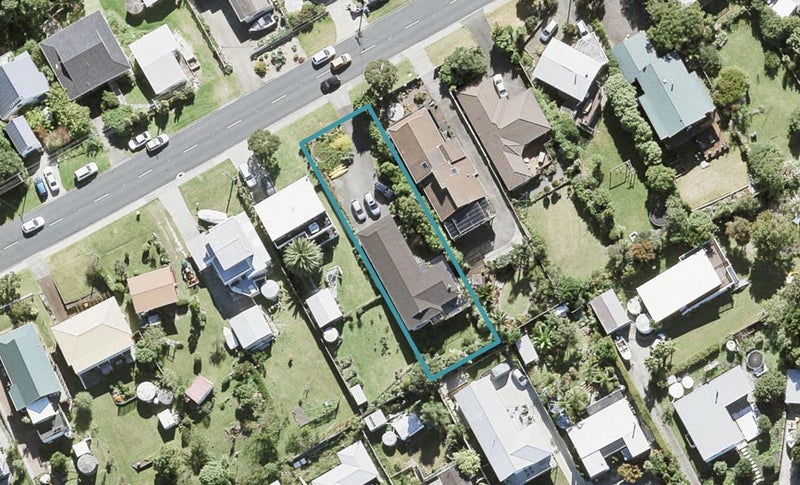 1443 Whangaparaoa Road, Army Bay, Whangaparaoa - Carousel 1