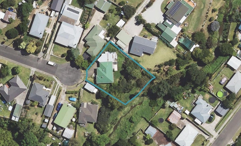 8 Keiha Street, Riverdale, Gisborne - Carousel 1