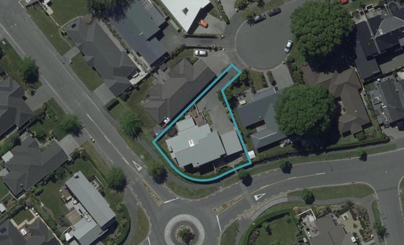 9 The Oval, Hillmorton, Christchurch - Carousel 1