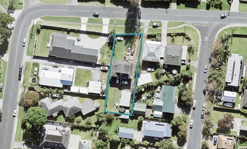 76 Laurence Street, Manly, Whangaparaoa - Carousel 1
