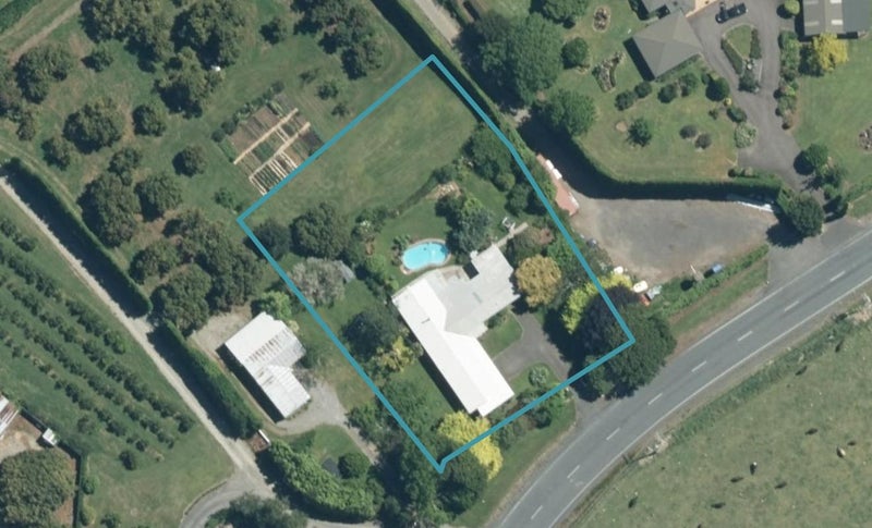 211 Ongare Point Road, Tahawai, Katikati - Carousel 1