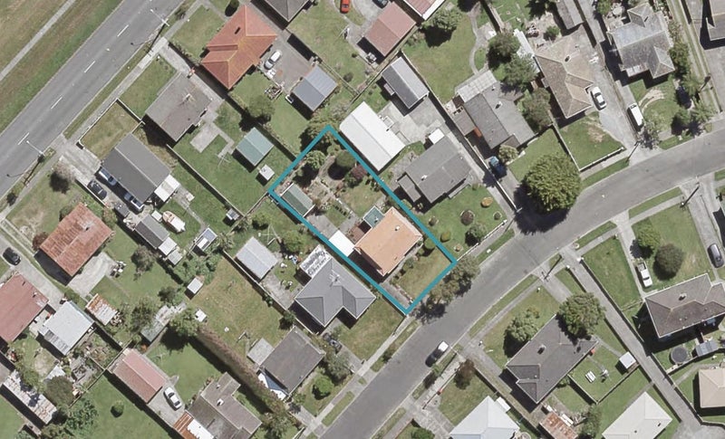 63 Compton Crescent, Taita, Lower Hutt - Carousel 1