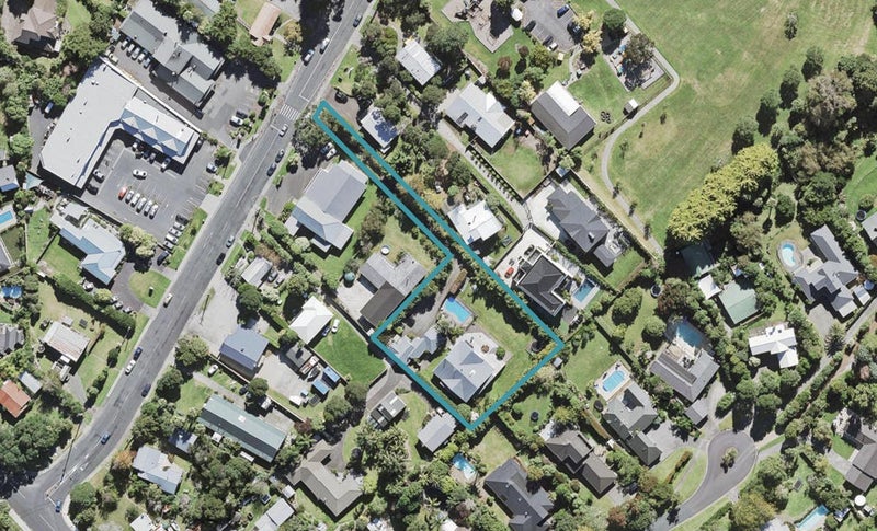 7B Greenhithe Road, Greenhithe, Auckland - Carousel 1