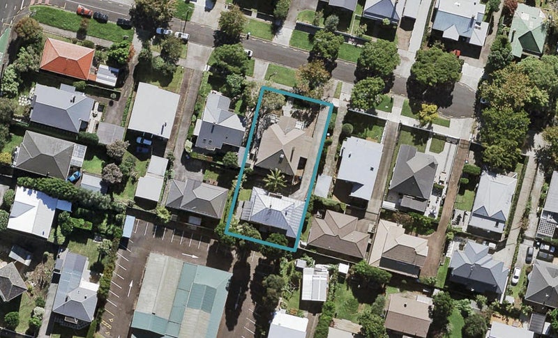5A Mars Avenue, Sandringham, Auckland - Carousel 1