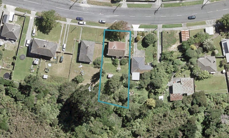 238 Waddington Drive, Naenae, Lower Hutt - Carousel 1