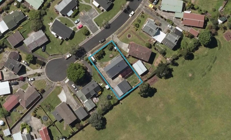 11 Coleridge Place, Tikipunga, Whangarei - Carousel 1