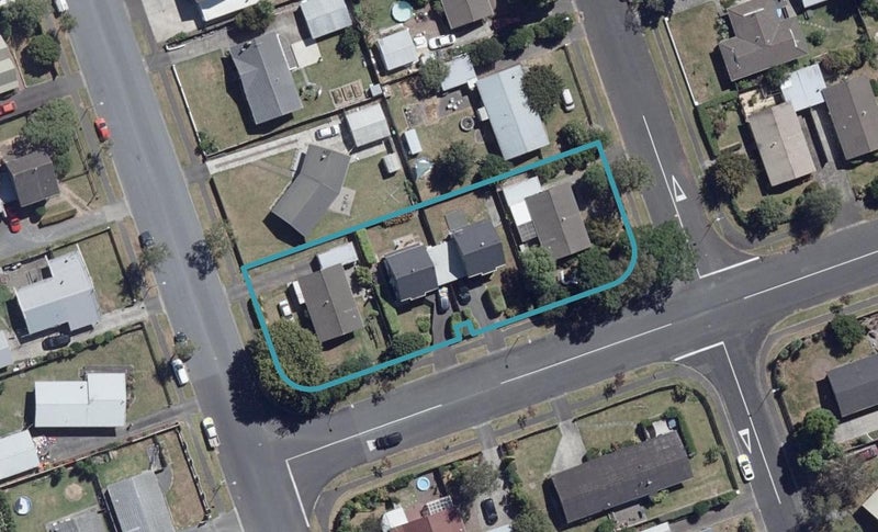 1B Radiata Street, Fairview Downs, Hamilton - Carousel 1