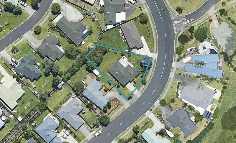 132 Cheyne Road, Pyes Pa, Tauranga - Carousel 1