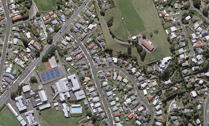 3 Clearmont Crescent, Blagdon, New Plymouth - Carousel 1