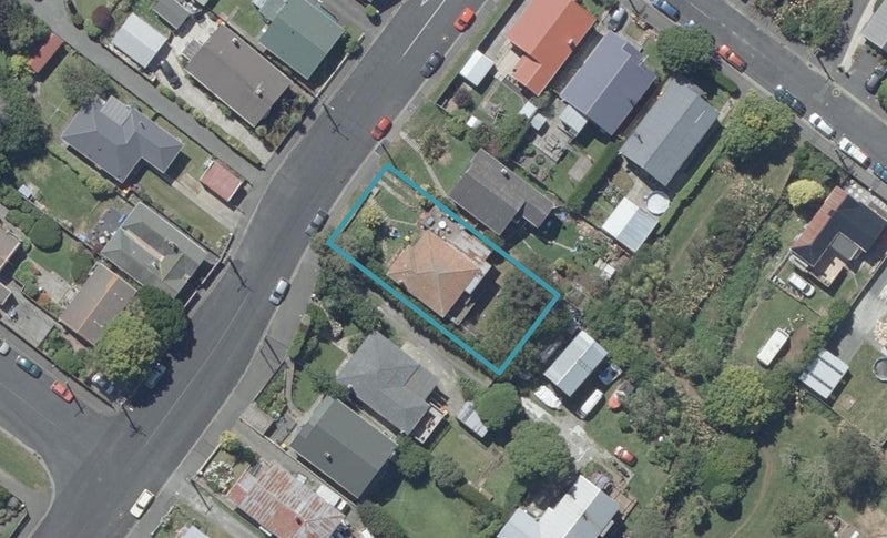 92 Nairn Street, Kaikorai, Dunedin - Carousel 1