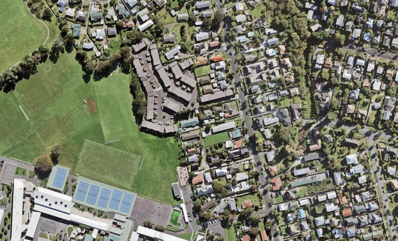 1/38 Holly Street, Avondale, Auckland - Carousel 1
