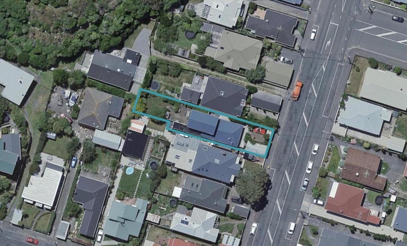 52 Derwent Street, Island Bay, Wellington - Carousel 1