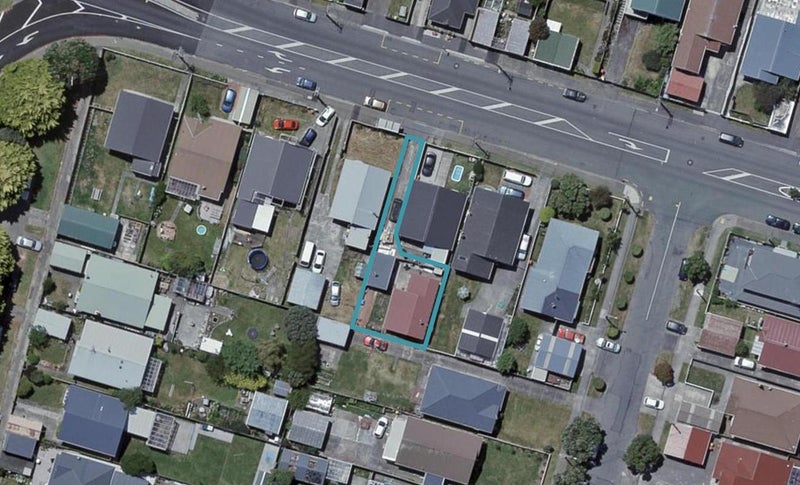 12A Caledonia Street, Miramar, Wellington - Carousel 1