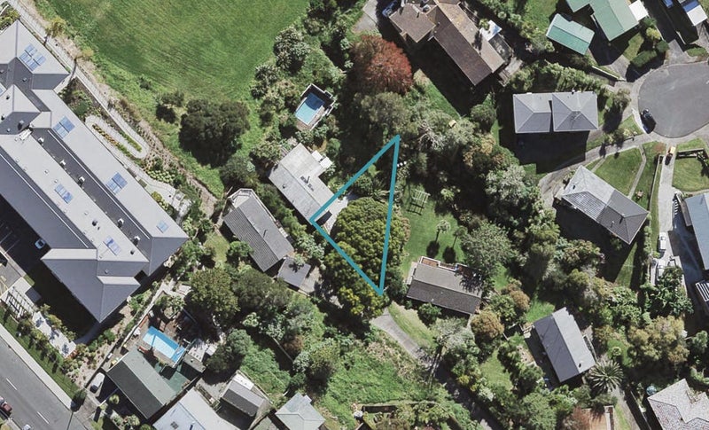 67A Peach Road, Glenfield, Auckland - Carousel 1