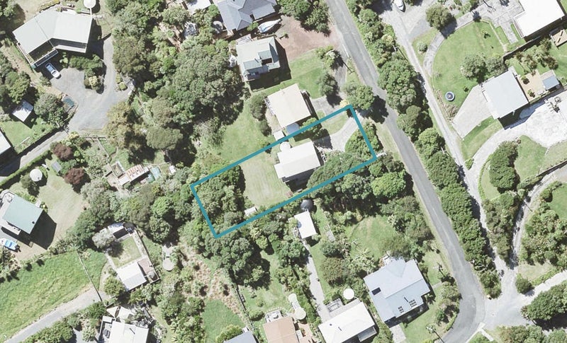 18 Kendale Drive, Leigh, Leigh - Carousel 1