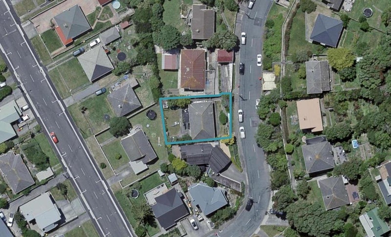 5 Elphinstone Avenue, Strathmore Park, Wellington - Carousel 1
