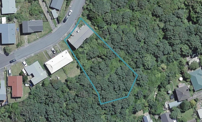 45 Victory Avenue, Karori, Wellington - Carousel 1