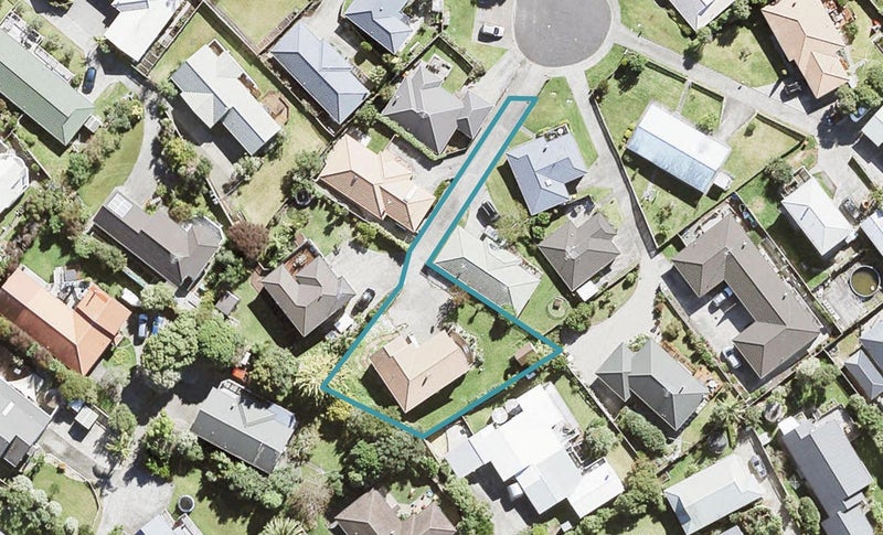 30 Charlotte Street, Stanmore Bay, Whangaparaoa - Carousel 1