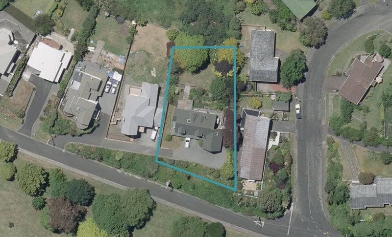 10 Babbage Place, Otamatea, Whanganui - Carousel 1