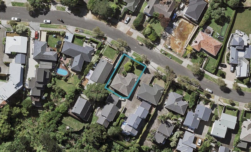 15 Appleyard Crescent, Meadowbank, Auckland - Carousel 1