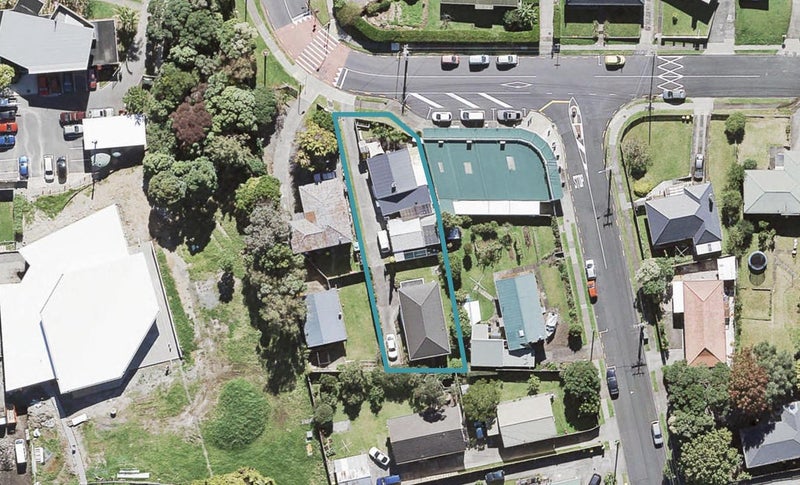 1/3 Sheridan Drive, New Lynn, Auckland - Carousel 1