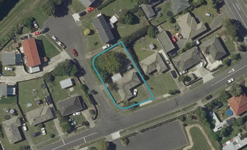 33 Brighton Crescent, Highbury, Palmerston North - Carousel 1