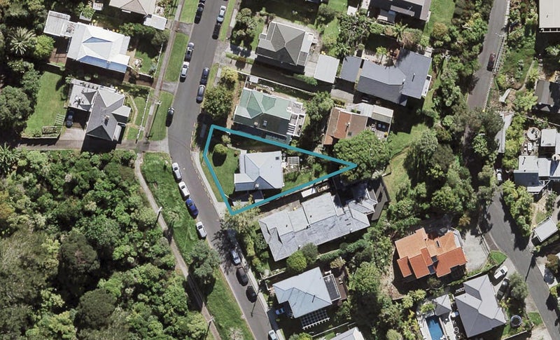 38 Rawene Road, Birkenhead, Auckland - Carousel 1