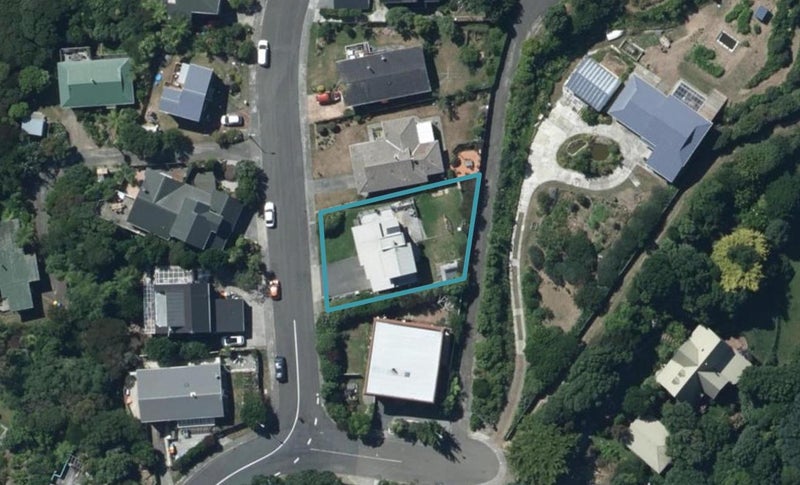 4 Puketai Place, Pukerua Bay, Porirua - Carousel 1