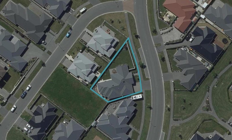 11 Euphrasie Drive, Aidanfield, Christchurch - Carousel 1