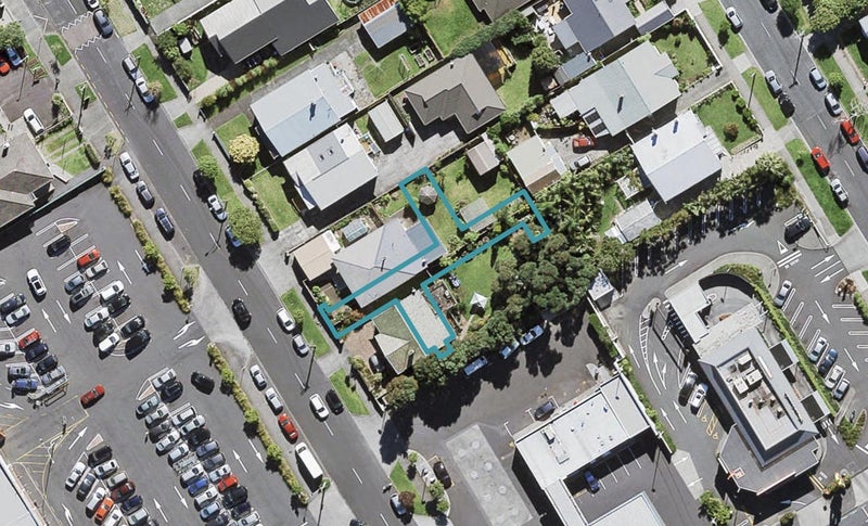 5/11 Huia Road, Point Chevalier, Auckland - Carousel 1