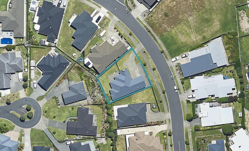 28 Caldera Crescent, Pyes Pa, Tauranga - Carousel 1