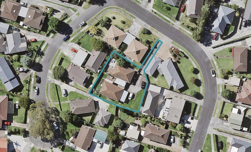 1/11 Tomintoul Place, Highland Park, Auckland - Carousel 1