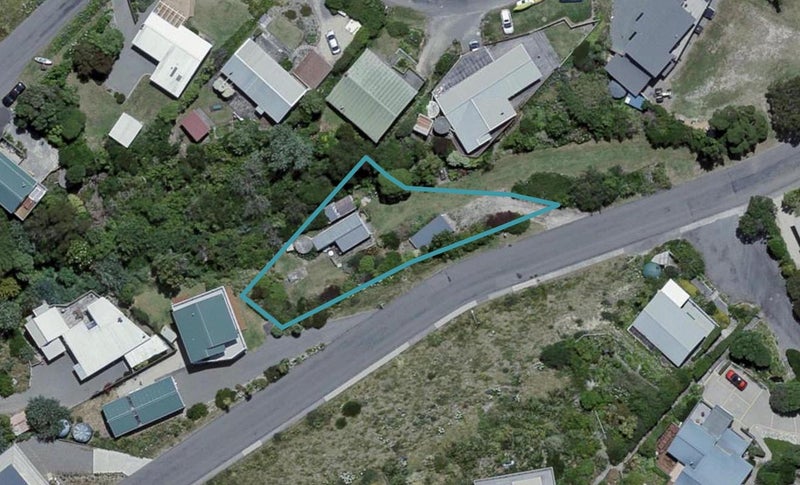2 Balfour Crescent, Castlepoint - Carousel 1